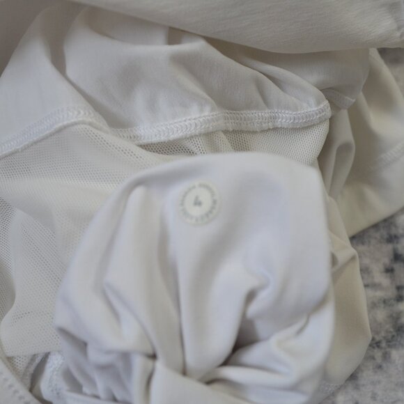 SALE Lululemon Hotty Hot High Rise Skirt *Long size 4 - Picture 8 of 11